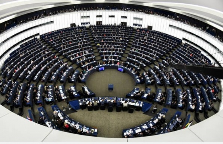Σαφής προειδοποίηση στην Άγκυρα από την Κομισιόν: Όσο προκαλείτε την Ελλάδα δεν μπαίνετε στην ΕΕ
