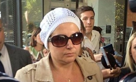 Σαράντα τέσσερα χρόνια φυλάκισης σε Ελληνίδα για το φόνο της πρώην συζύγου του φίλου της