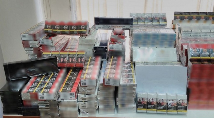 Χιλιάδες λαθραία πακέτα τσιγάρων σε σπίτι στο Άργος
