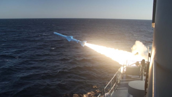 Το Ιράν προειδοποιεί: Πύραυλοί μας μπορούν εύκολα να φτάσουν τα αμερικανικά πολεμικά πλοία στον Κόλπο