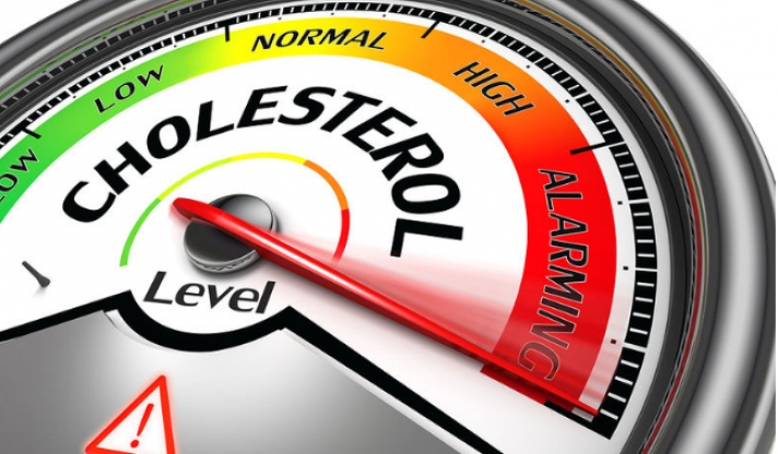 Χοληστερίνη: Σε ποια επίπεδα μειώνει τον κίνδυνο εμφράγματος και εγκεφαλικού