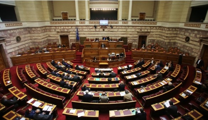 Βουλή: Ξεκίνησε η συζήτηση στην Ολομέλεια για τον νέο εκλογικό νόμο