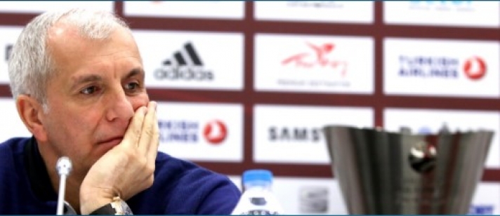 Ομπράντοβιτς: «Ο Ολυμπιακός αξίζει που είναι στον τελικό – Δεν είναι μόνο ο Σπανούλης»