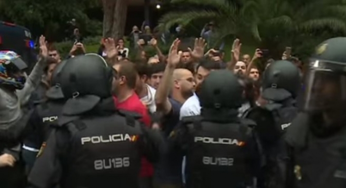 Βαρκελώνη: Η Μαδρίτη θα λογοδοτήσει σε διεθνή δικαστήρια για την αστυνομική βία