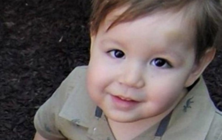 Τραγωδία: Δίχρονο παιδάκι καταπλακώθηκε από συρταριέρα του IKEA
