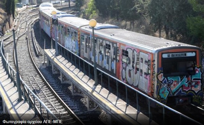 ΗΣΑΠ: Κλειστός ο σταθμός στο Μοναστηράκι - Γυναίκα έπεσε στις γραμμές