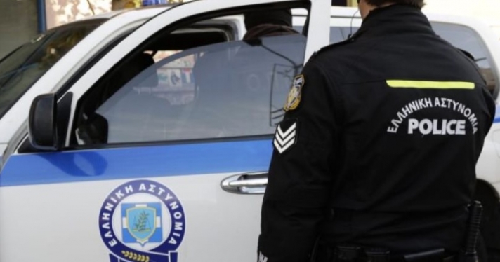 Μαγνησία: Ξέσπασε με γροθιές στη γυναίκα του και συνελήφθη