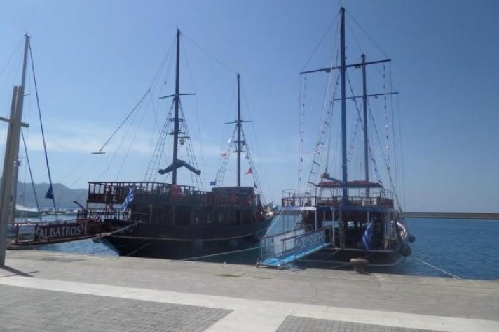 Mε τα σκάφη “Αlbatros II” και “Odyssey” ξεκίνησαν οι κρουαζιέρες στο Μεσσηνιακό κόλπο
