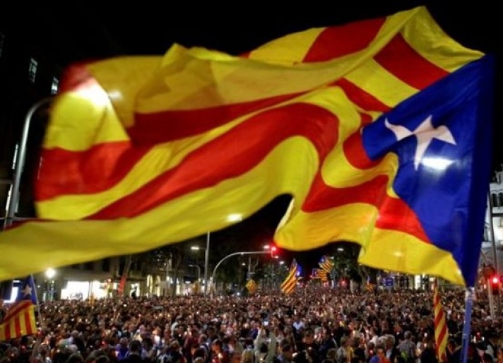 Ο Ραχόι αναλαμβάνει απευθείας τη διοίκηση της Καταλονίας