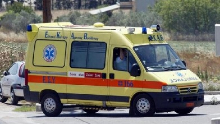 Πάτρα: Ασυνείδητος οδηγός παρεμπόδιζε την κίνηση ασθενοφόρου που μετέφερε περιστατικό στο Νοσοκομείο!-Κινητοποιήθηκε η Αστυνομία