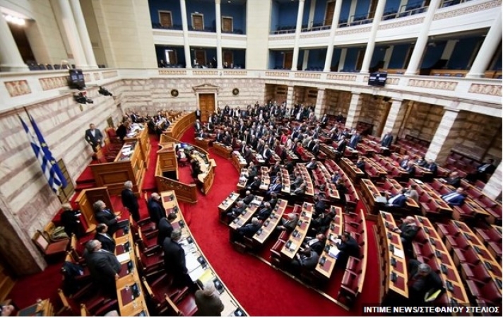 Βουλή: Διαξιφισμοί χωρίς τέλος για Novartis