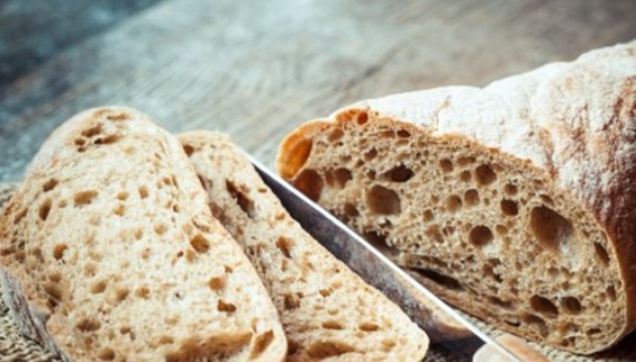 Πώς να διατηρήσεις το ψωμί φρέσκο για μήνες
