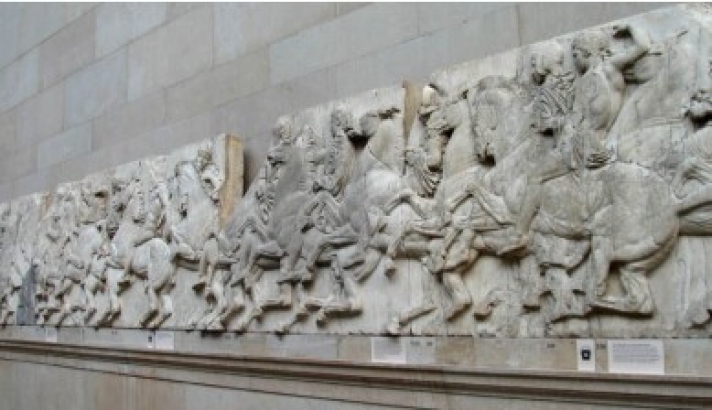 «Τα Γλυπτά του Παρθενώνα ζητούν να επανενωθούν με το άλλο τους μισό στο Νέο Μουσείο της Ακρόπολης»