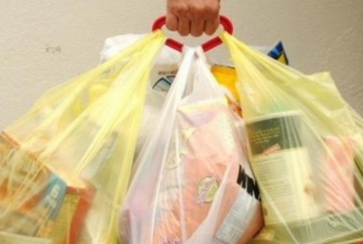 ΓΙΑ ΤΟ ....ΠΕΡΙΒΑΛΛΟΝ !!! Με νόμο θα χρεώνεται η πλαστική σακούλα στα Σούπερ Μάρκετ !!!