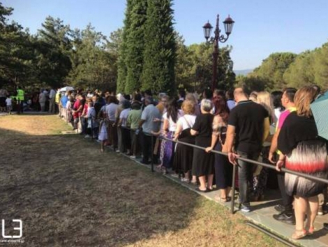 Θεσσαλονίκη: Χιλιάδες πιστοί στον τάφο του Αγίου Παϊσίου [vid]