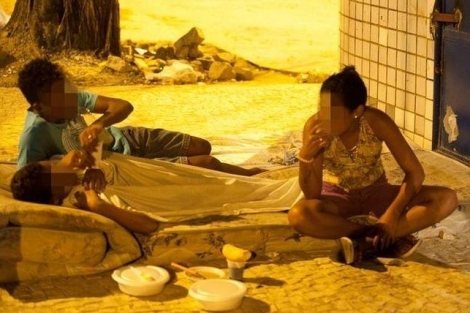 Κοντά στο Ολυμπιακό χωριό του Ρίο, 9χρονα κορίτσια πωλούν το σώμα τους για 1,62 ευρώ.