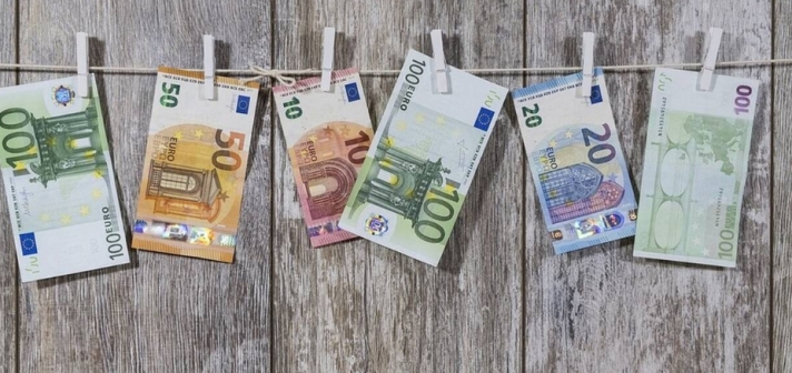 Αναδρομικά: Ποιοι συνταξιούχοι θα λάβουν έως 6.200 ευρώ - Αναλυτικά οι πίνακες με τα τελικά ποσά