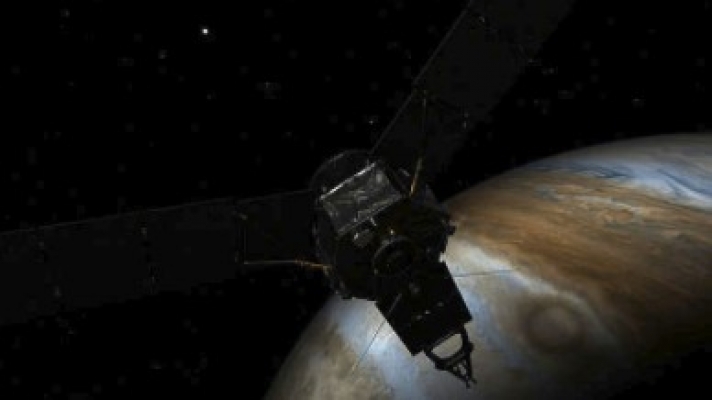 To Juno άρχισε να μεταδίδει φωτογραφίες και στοιχεία για τον Δία