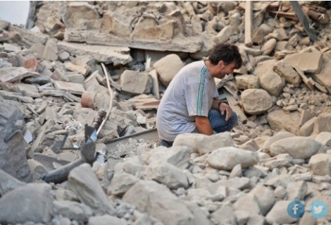 247 οι νεκροί από το φονικό σεισμό στην Ιταλία