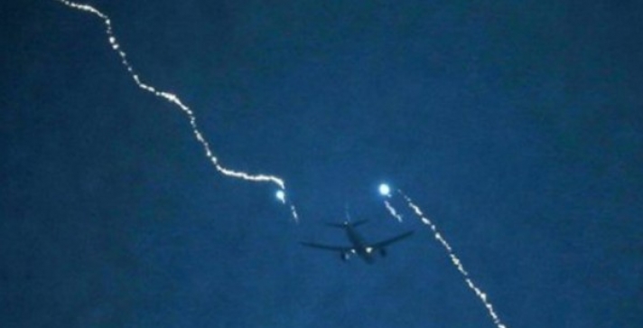 Πανικός στον αέρα: Κεραυνός χτύπησε αεροσκάφος πάνω από τη Σκιάθο (ΦΩΤΟ)