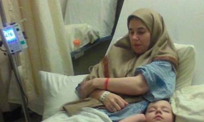 Η Αμερικανίδα που έμεινε αιχμάλωτη των Ταλιμπάν πέντε χρόνια έλυσε τη σιωπή της