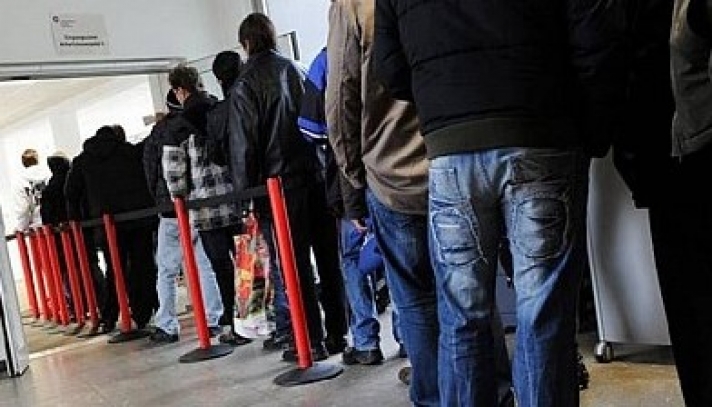«Χτύπησε κόκκινο» η ανεργία στη Γαλλία τον Αύγουστο