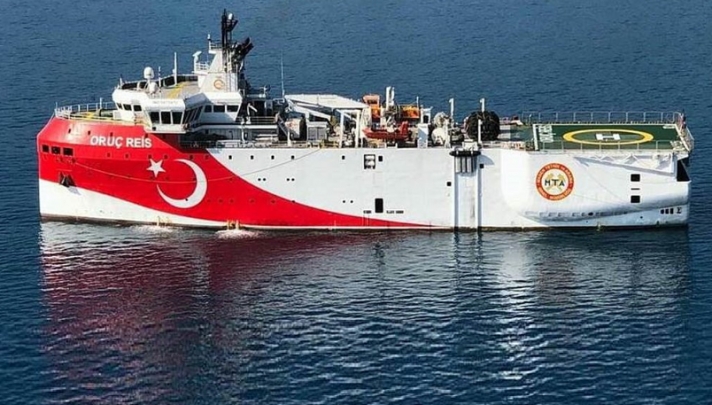 Αγκυροβολημένο το Ορούτς Ρέις στην Αττάλεια - Οι κινήσεις των τουρκικών πολεμικών πλοίων και οι εφιάλτες της Αγκυρας