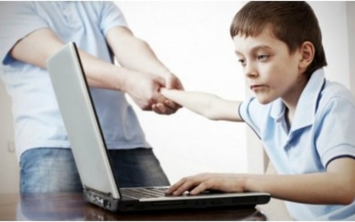 Η δίωξη Ηλεκτρονικού Εγκλήματος εκπέμπει SOS στους γονείς- Συναγερμός για διαδικτυακό παιχνίδι!