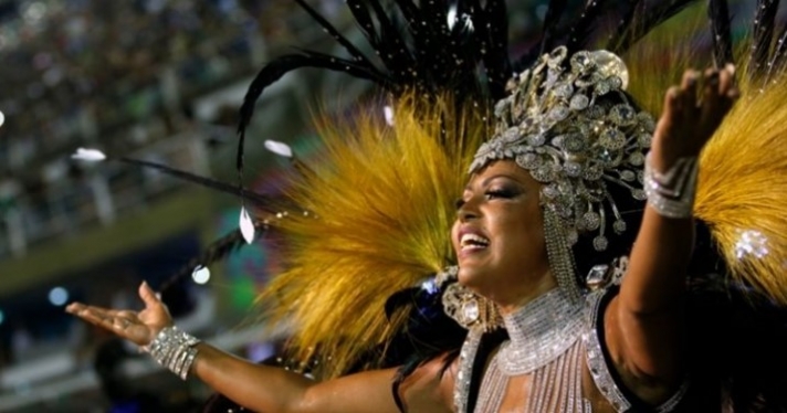 Ξέφρενο πάρτι στο Ρίο - Δείτε τις πιο εντυπωσιακές φωτογραφίες