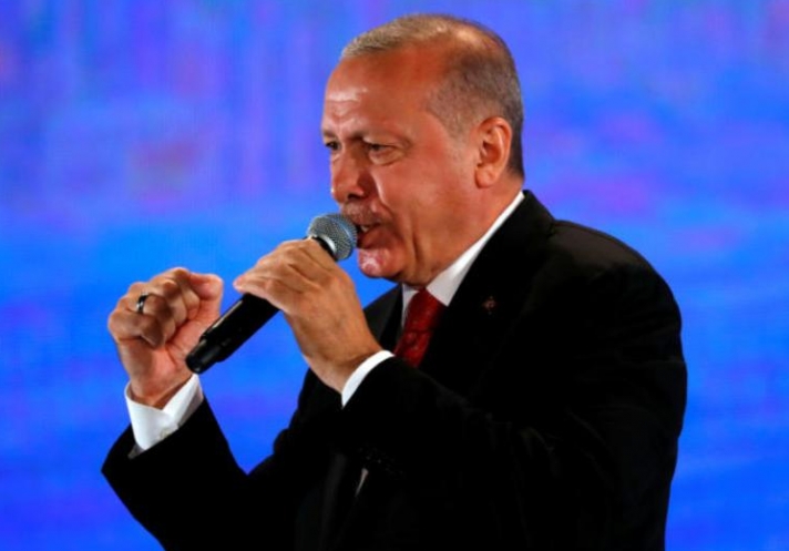 Τηλεφώνημα στη Μέρκελ αλλά και απειλές από Ερντογάν! «Θάψαμε όσους ήθελαν να διαλύσουν τη χώρα μας!»