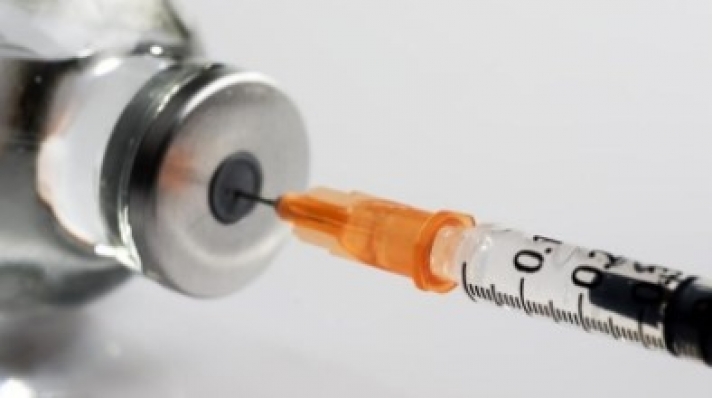 Τι συνιστούν οι ειδικοί - Οδηγίες για τη χορήγηση του αντιγριπικού εμβολίου