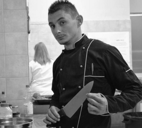 Ο Αλέξανδρος Κασκούτας πρόεδρος των young chef στο Ι. ΙΕΚ ΒΕΡΓΗ στην Πάτρα.