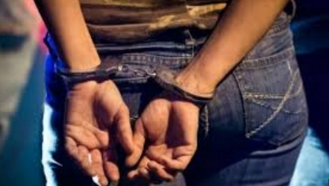 Συνελήφθη 24χρονη στην Αργολίδα που κατηγορείται για ανθρωποκτονία από τις Γαλλικές Αρχές - See more at: http://korinthostv.gr/astinomika/item/6718-24#sthash.6xhhjVXL.dpuf
