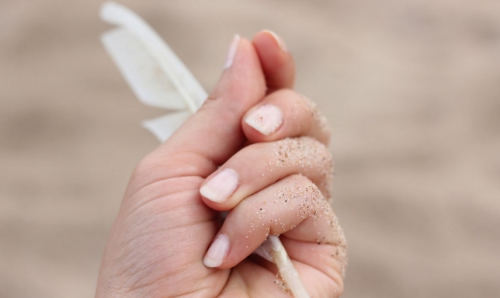 Τα σημάδια στα νύχια που μαρτυρούν ότι έχετε περάσει κορωνοϊό