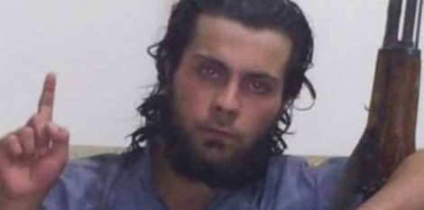 Τζιχαντιστής εκτέλεσε τη μάνα του επειδή του είπε να φύγει από το ISIS